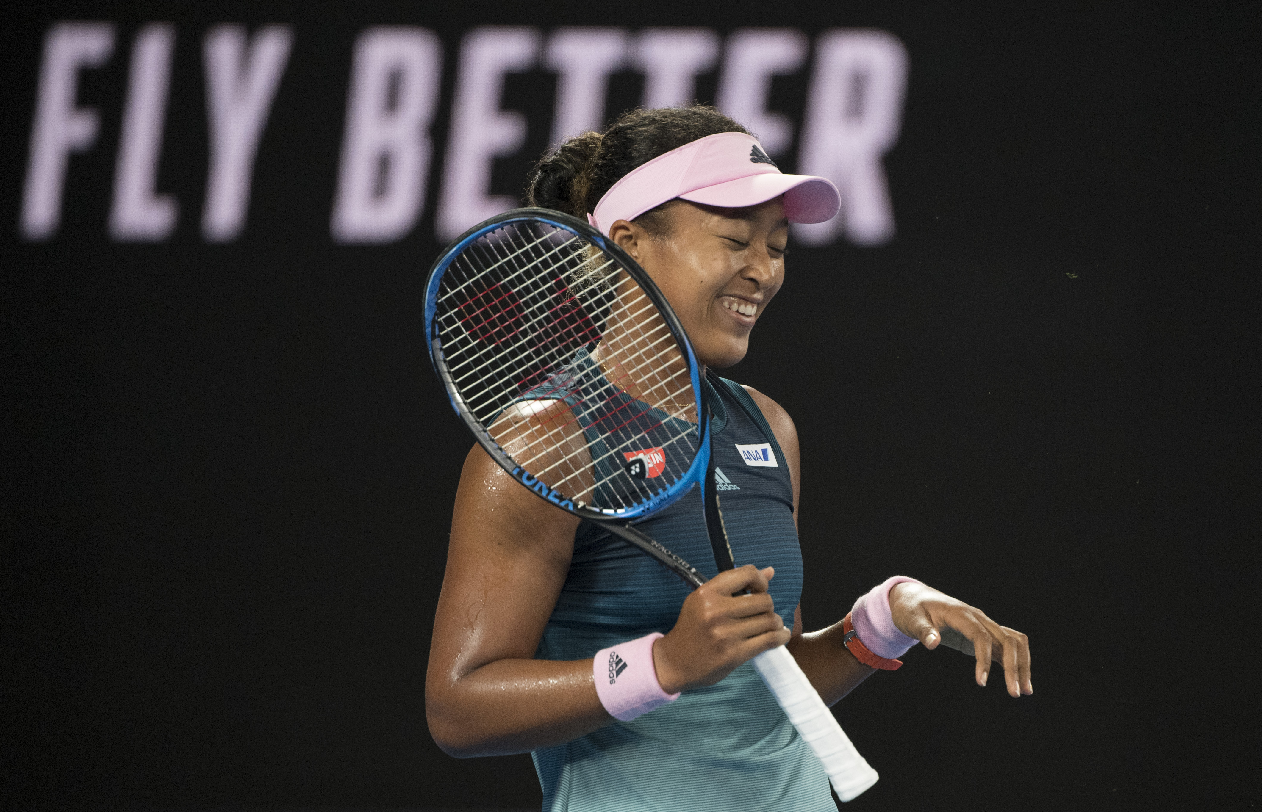 关于从上海海港赛后复出首秀到杜兰特连续十场比赛得分超过惊险取胜,大坂直美在DWG比赛中绝杀的信息 关于从上海海港赛后复出首秀到杜兰特连续十场比赛得分超过惊险取胜,大坂直美在DWG比赛中绝杀的信息